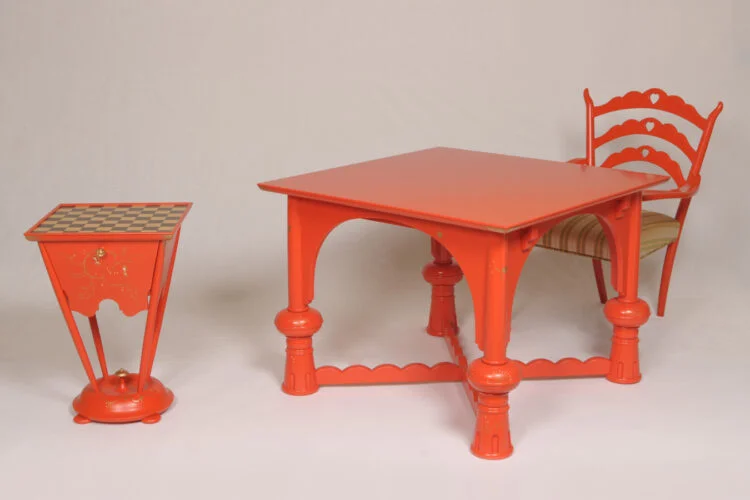 朱の食堂小卓子、食卓、肘掛椅子（復元） | Database | JAPAN Design