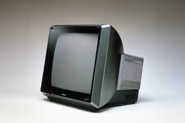 アルファチューブ TH28-D01X（テレビ）、TH28-DM03（モニター）